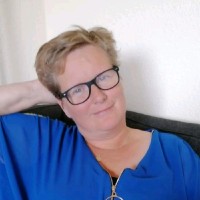 Irma Vos