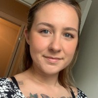 Kirsten Cast