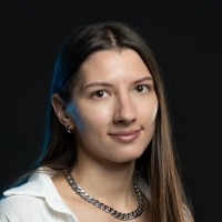 Victoria P.