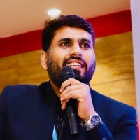 Dr. V. Vivek