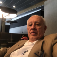 Manuel H Barreto D
