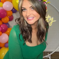 Jade Hoy