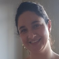 Cintia Perrenoud Pozzebon