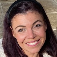 Julie Andrea Dumont