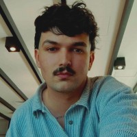 Raphael Moura