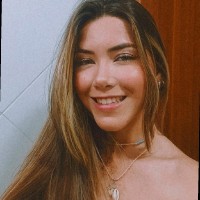 Carolina De Almeida