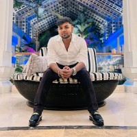 Karthikeyan V