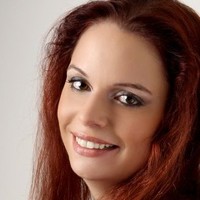 Alexandra Mayer