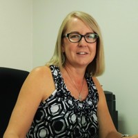 Elaine Genis