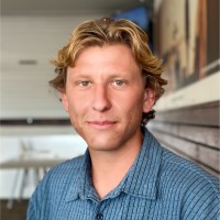 Alex Bennett