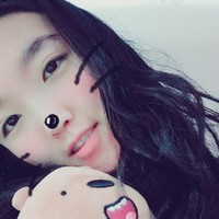 Flora Zhou