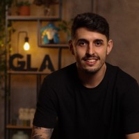 Carlos Aquino