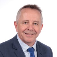 Peter J Lowe