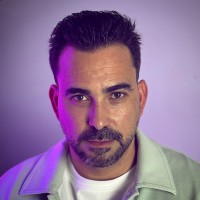 Julian Santamaría Hernández