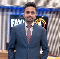 Qamar Riaz