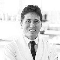 Dr. Rafael Higashi