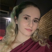 Esra Baş