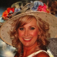 Debra Apple