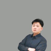 김정욱