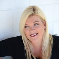 Stephanie Berge, Cwep