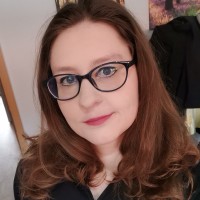 Nicole Wolf