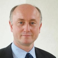 Dr. Romuald Wischnewski