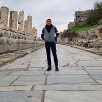 Aries Arafat