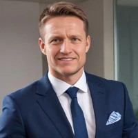 Tomas Bayer