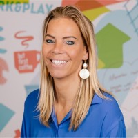 Monique Den Ouden