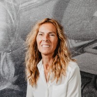 Vicky Taal Van Der Waerden