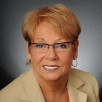 Elizabeth Coe