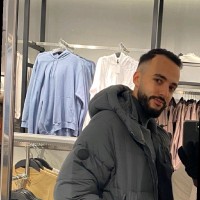 Younes H