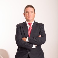 Julio César González