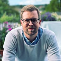 Nils N.