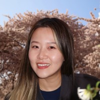 Yi Li