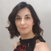 Luciana B.