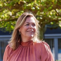 Arlette Hauzer