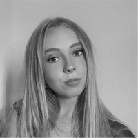 Kat H.