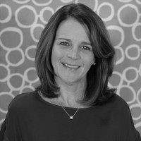 Sharon Mcknight