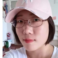 Julie Zheng