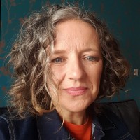 Emma Güneş