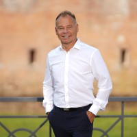 Dirk Ebert