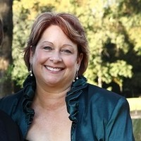 Jocelyn Enriquez