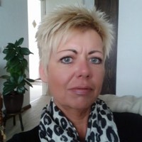 Diana Van Breene