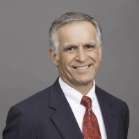 Robert Fernandez
