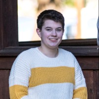 Ellie Pelton