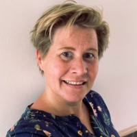 Esther Hollander