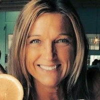 Suzanne Larsson