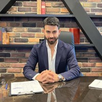Metin Akay