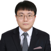 Jongwoo Seo